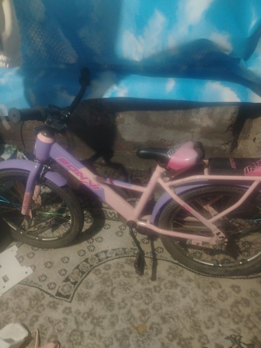 Bolalariga velosipedi sotiladi unisex siyoh rang 10-13 yosh bolalariga