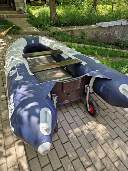 Лодка ривьера 3200 СК