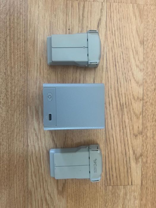 Дрон  DJI Mini 4 Pro Fly More Combo