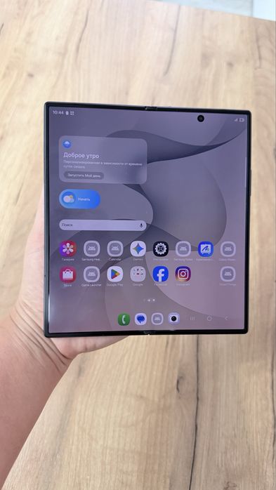Продам Samsung Z FOLD 8 ULTRA