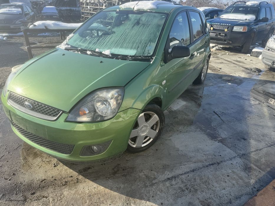 Форт фиеста 1.4 и 2007г на части