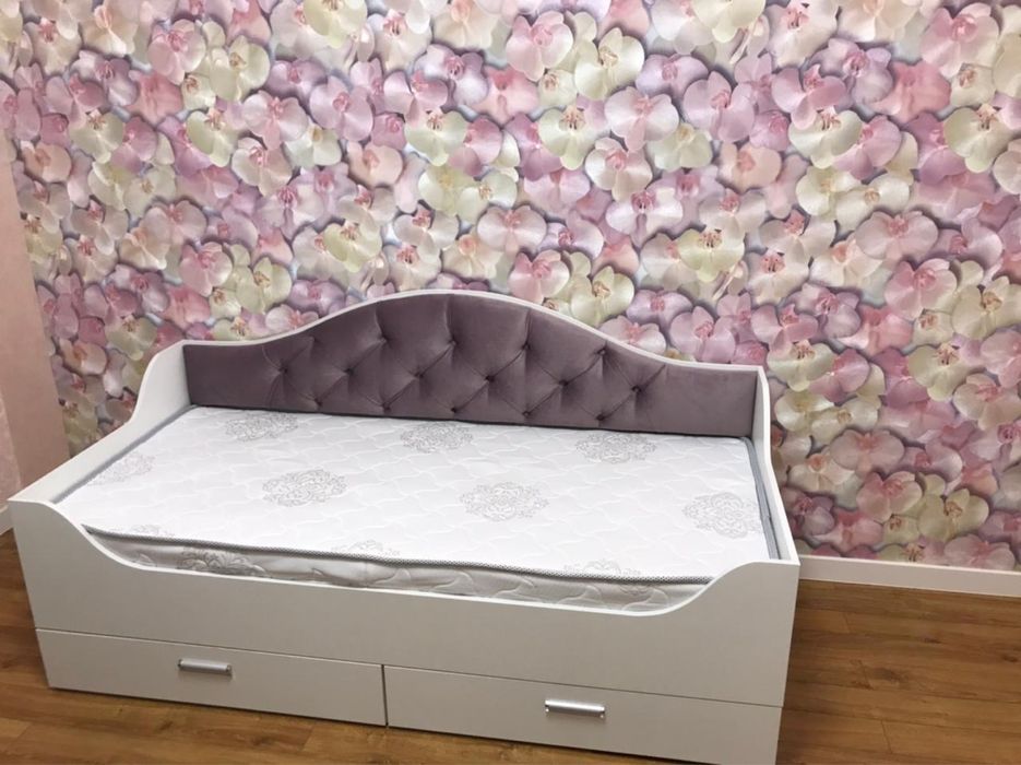 Продам детский гарнитурную мебель.