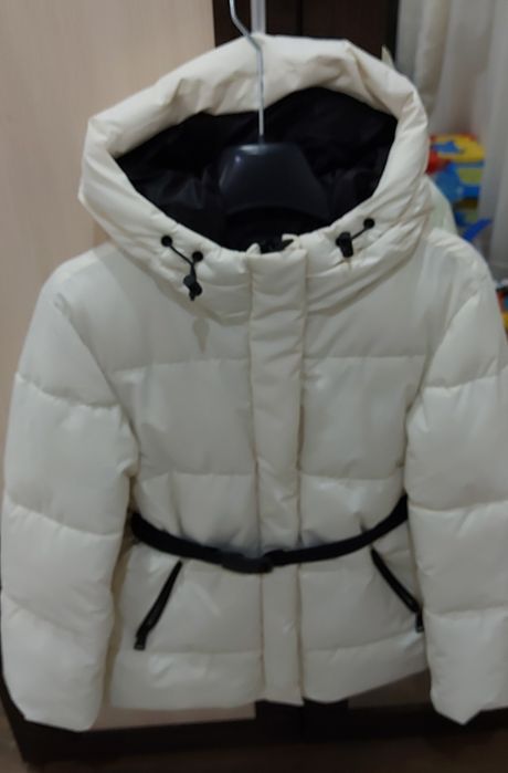 Дамско зимно яке MANGO