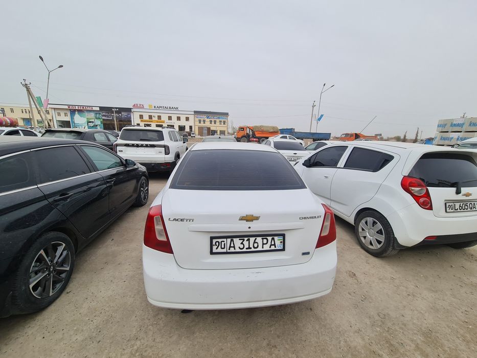 Lasetti 2009 yil jentra qilingan