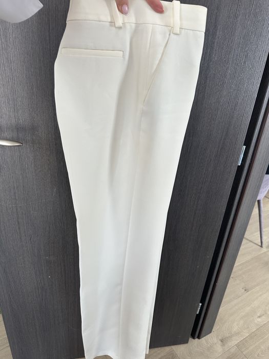 Сет елек и бял панталон Zara Dutti Mango