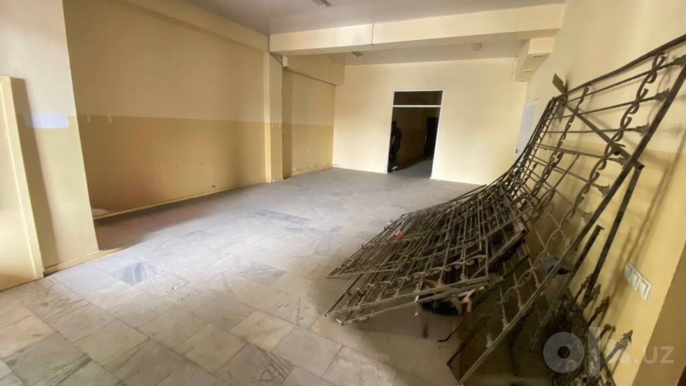 Продажа 415кв помещения в Яшнабад Ул Бирлашган Ор Крестик Тузель