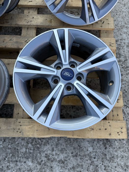 5x108 16 Ford Focus OEM