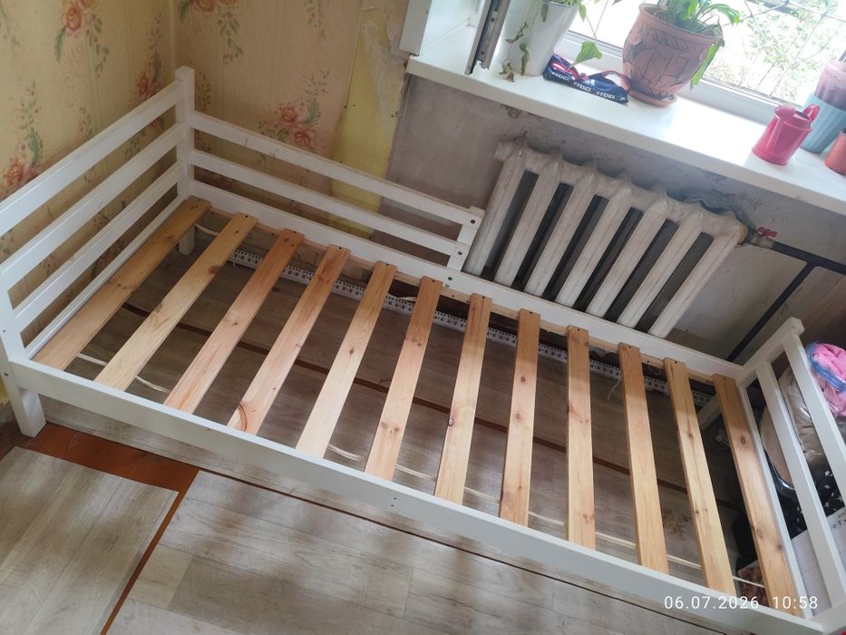 Продам кровать икеа