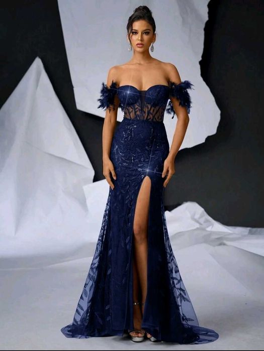 Официална рокля тип „русалка“ – тъмно синя, размер XS