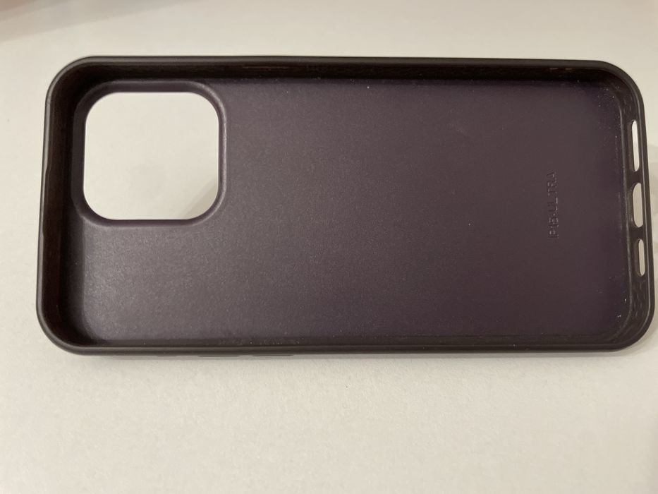 Два чехла на айфон 14 про макс