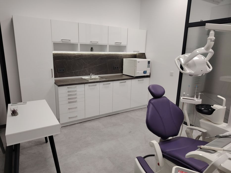 Дентален кабинет/смяна/ под наем