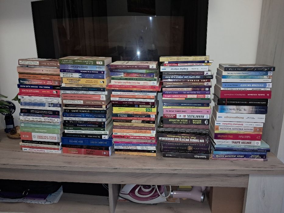 Bibliotecă 120+ cărți dezvoltare personală, psihologie și spiritualitate