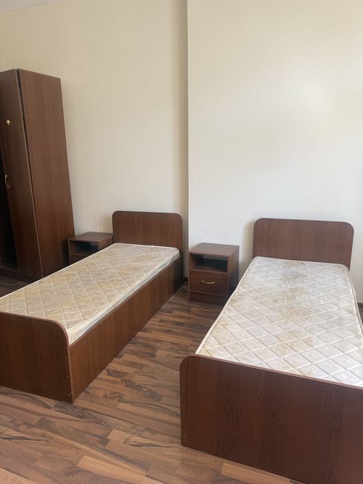 Продам кровати односпальные