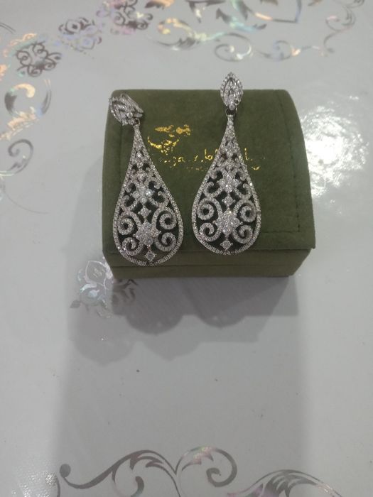 Продам серьги серебро