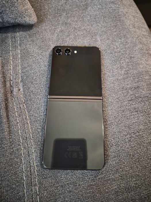 Samsung Galaxy Z Flip 5