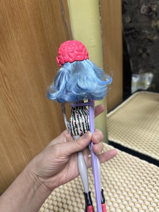 Продам куклу монстр хай!