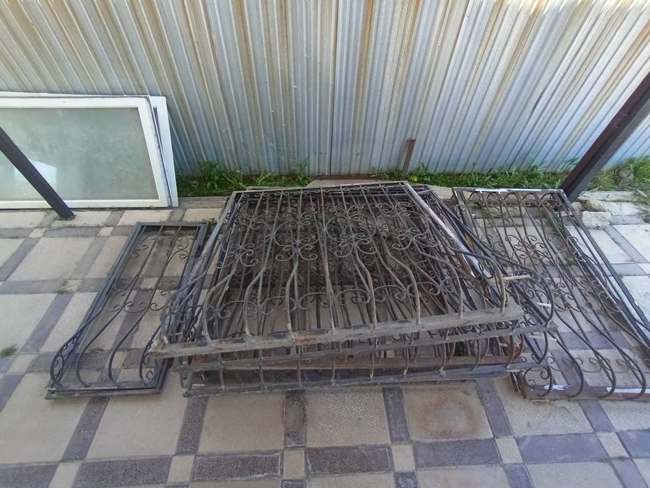 Оконные металлические решётки