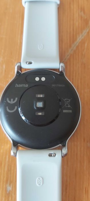 Продавам смарт часовник Hama