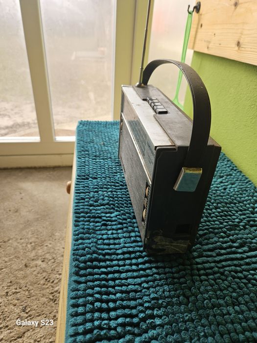 Vând radio mamaia 3