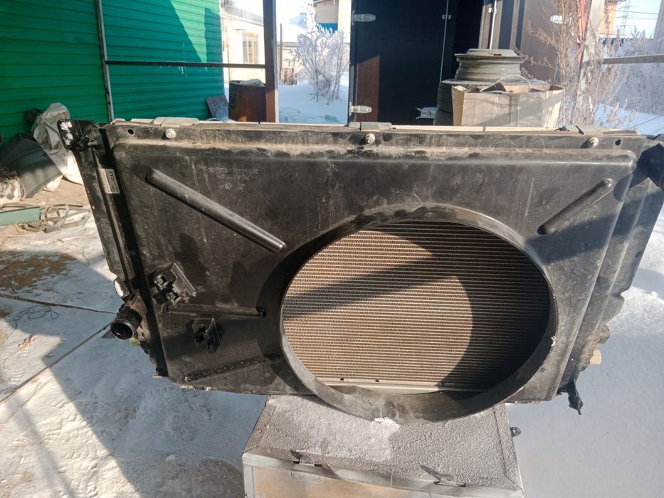 Продам радиатор охлаждения