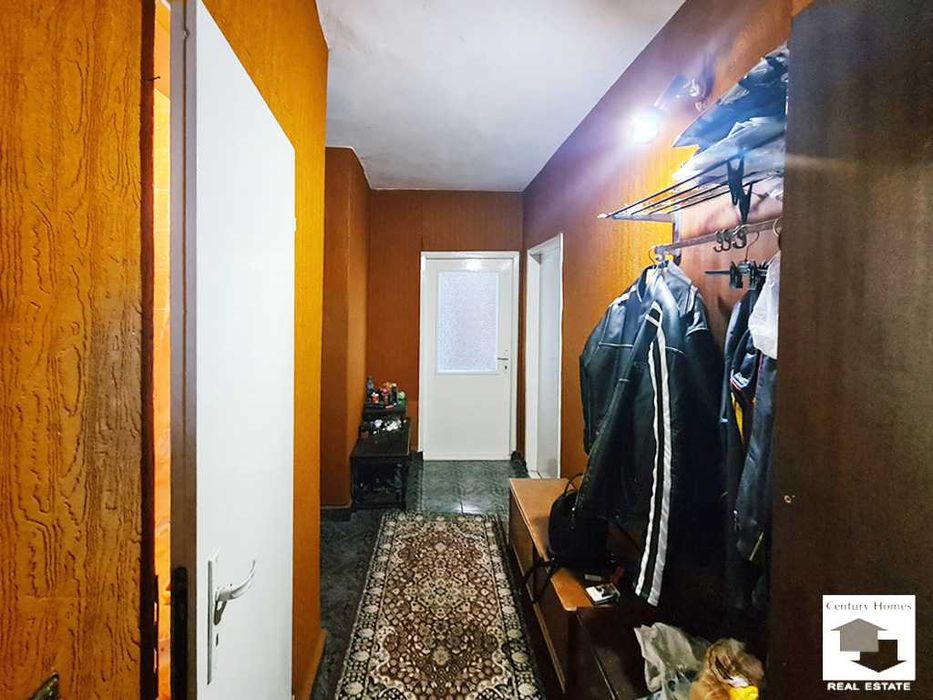 Продава се Тристаен апартамент в Велико Търново, Колю Фичето - 75 кв.м за 1400 €/кв.м - Снимка #9