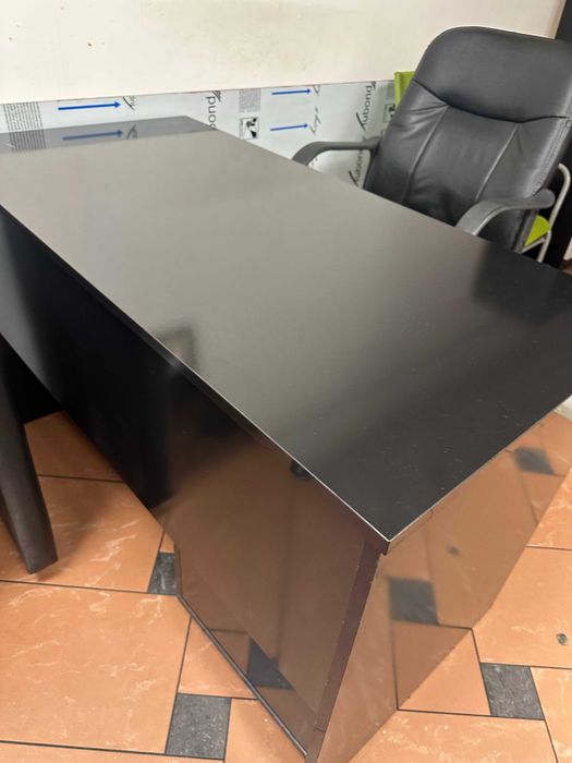 Бюро за офис черно