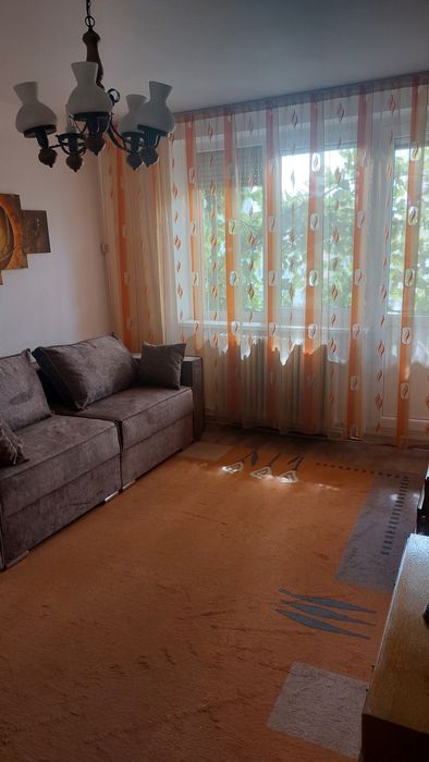 Închiriez  apartament cu 2 camere în Blaj  str Eroilor