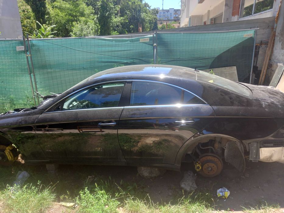 На части Мерцедес CLS 500 ЦЛС w219