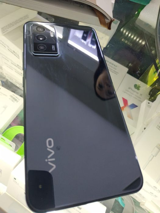 Продам телефон Vivo 23e