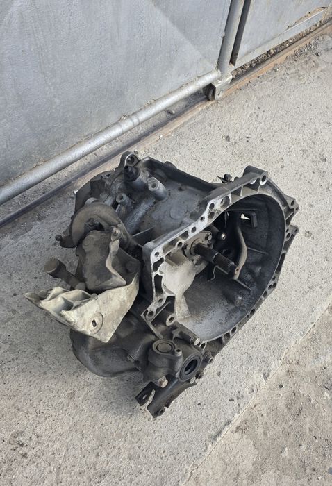 Cutie de viteze manuala Peugeot Parter  1.6 hdi