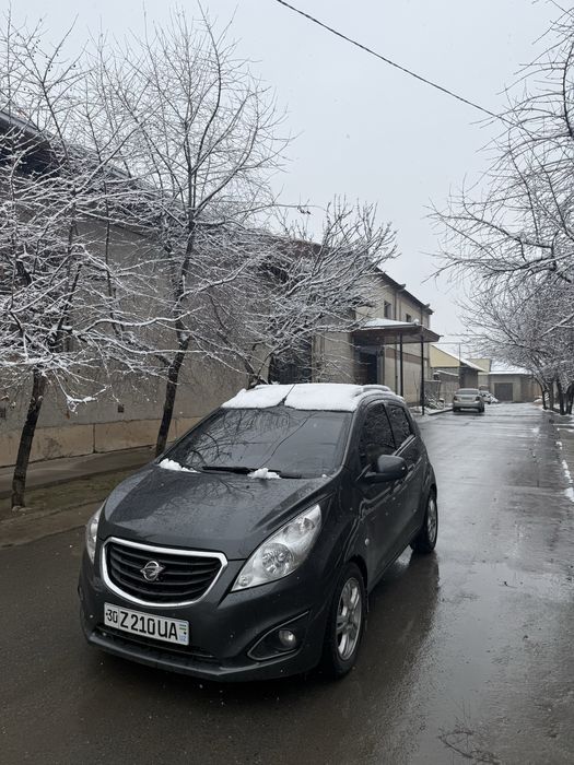 Спарк Мокрый Асфальт