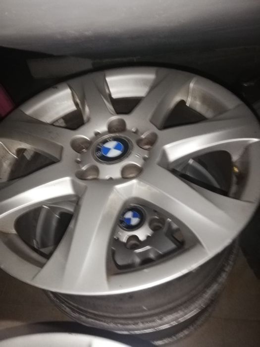 Jante BMW pe 17 cauciucuri michelin