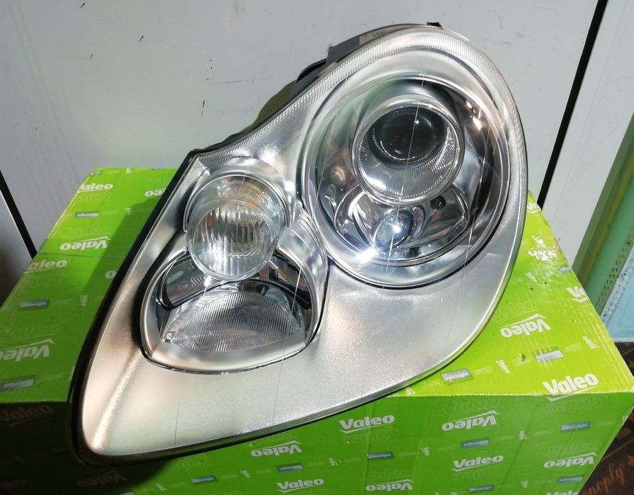 Фар Фарове за Porsche Cayenne 9PA 955 / Порше Кайен 955 Bi-Xenon.