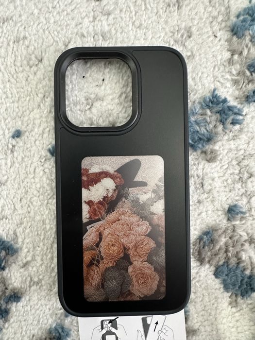 Умный чехол с экраном