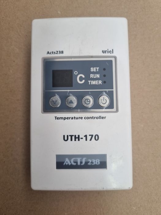 Tyopliy pol elektricheskiy