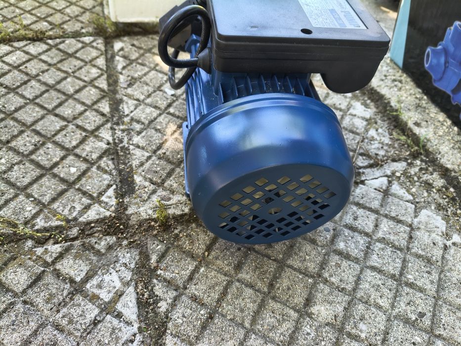 Нова помпа за вода 370w