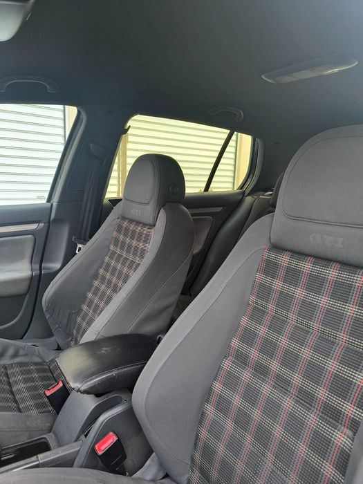 Volkswagen Golf 5 GTI