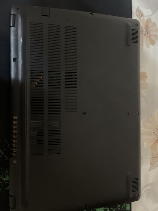 Acer Aspire Хороший ноутбук.