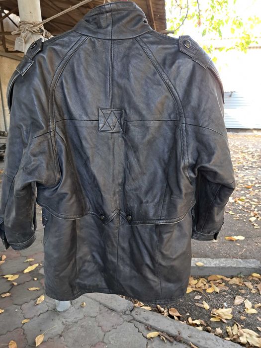 б/у женская кожаная куртка