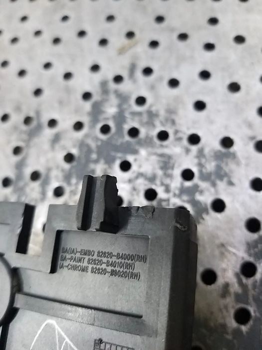 Maner interior usa dreapta fata hyundai i10 ba ia 82620b4010