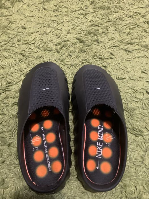 Nike mind black