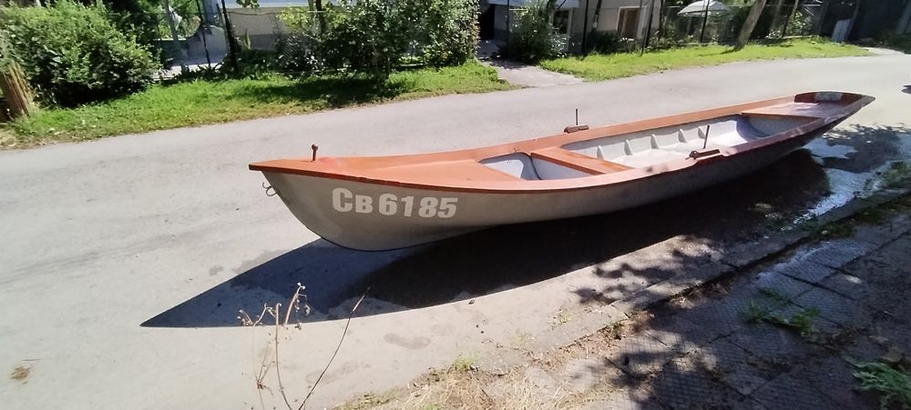 Лодка Тутракан 6,5м.
