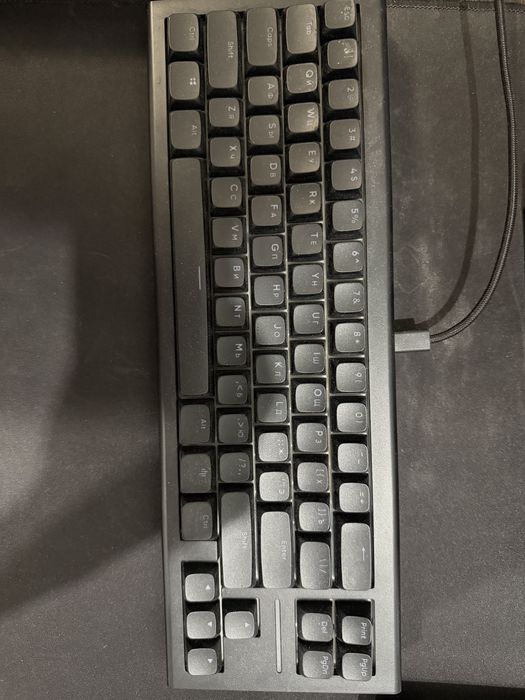 Io type 68 SE black