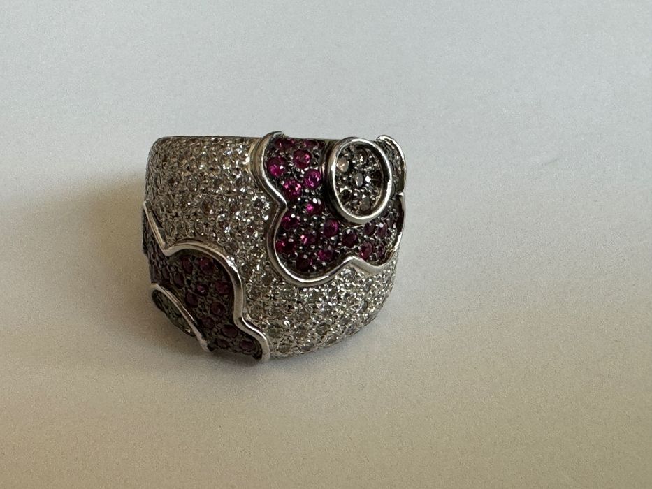 Атрактивен 18К Италиански Златен Пръстен 15,5г с Диаманти и Рубини;