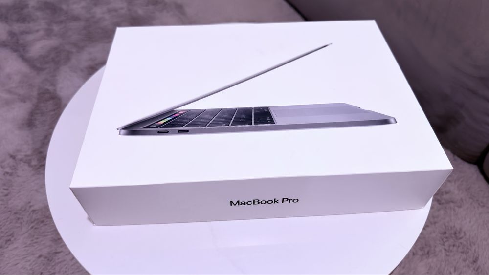Macbook Pro 2019 13’ TouchBar