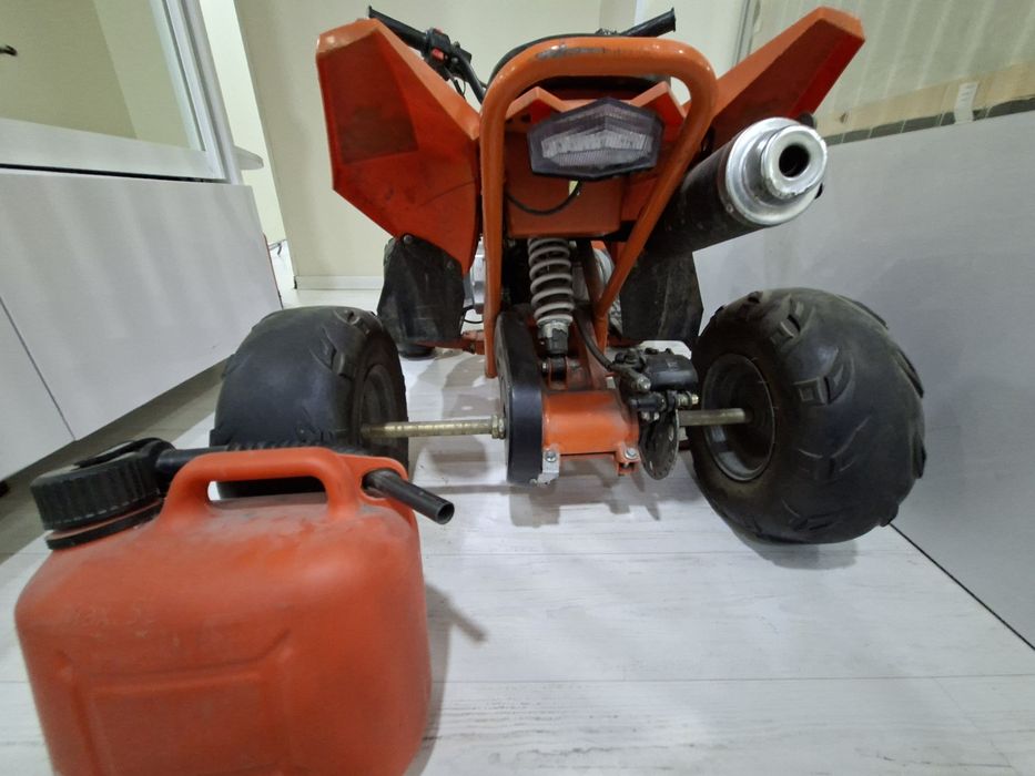 Продаётся квадроцикл