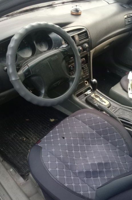 Продам срочно машину