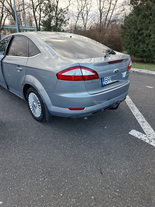 Ford Mondeo automat proprietar