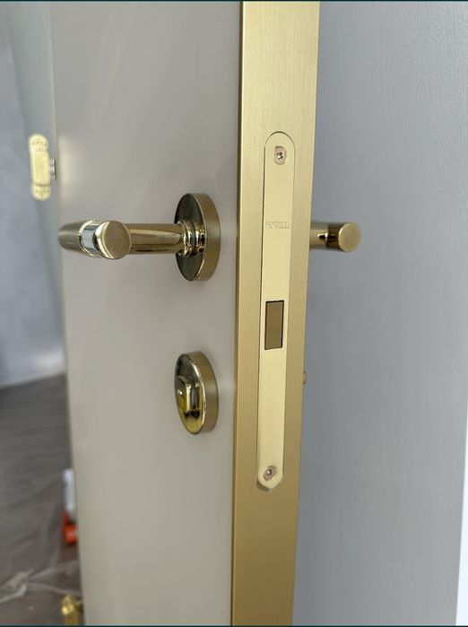 Установка дверей