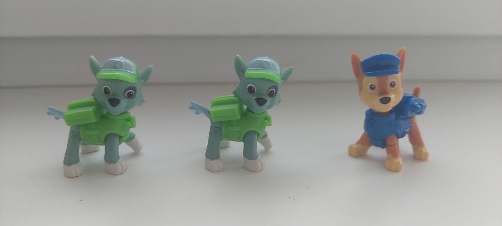 Продам киндер щенячий патруль. Марвел 2024 и 2025